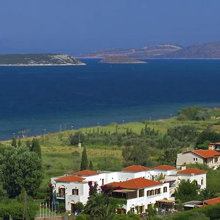 Castello Rosso Hotel Caristo