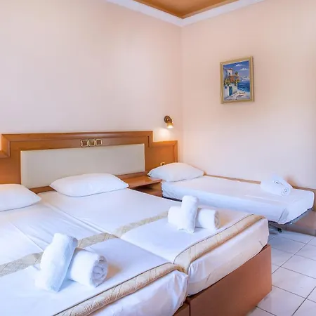 Castello Rosso Hotel