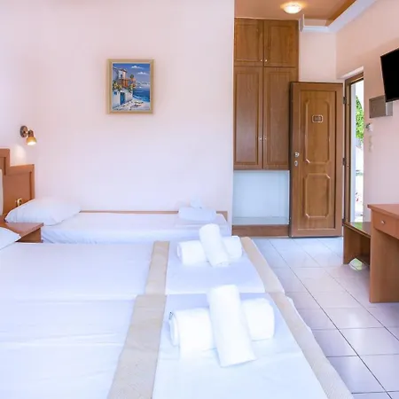 Castello Rosso 3* Karystos (Evia)