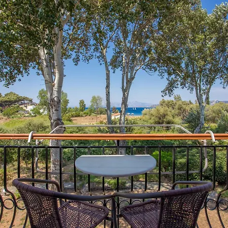 Castello Rosso Hotel