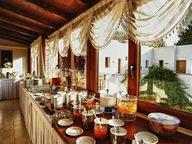 Castello Rosso 3* Κάρυστος