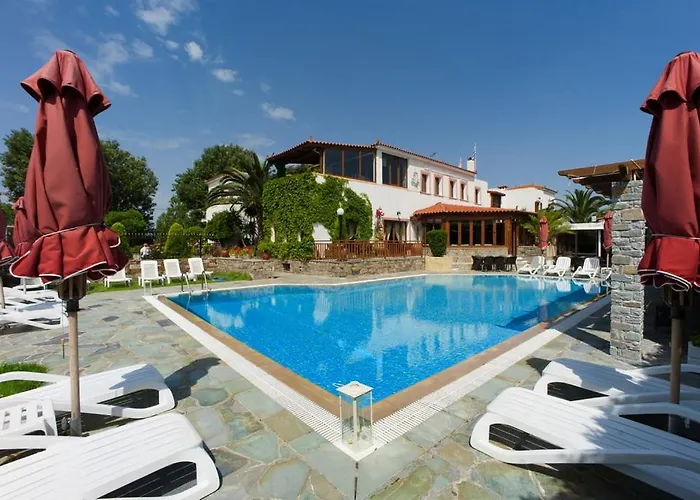 Castello Rosso Ξενοδοχείο 3*