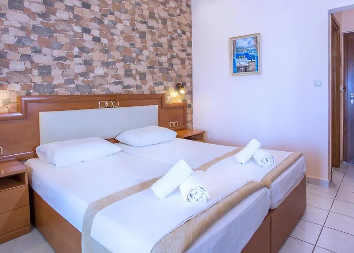 Castello Rosso Κάρυστος