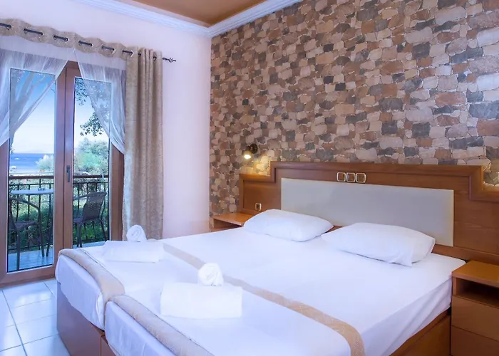 Ξενοδοχείο Castello Rosso